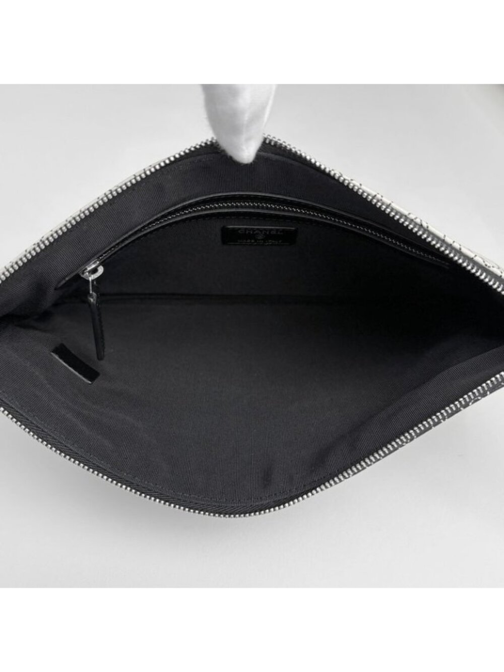 Chanel Camellia Clutch Pouch Second CC Logo - Picture 8 of 9